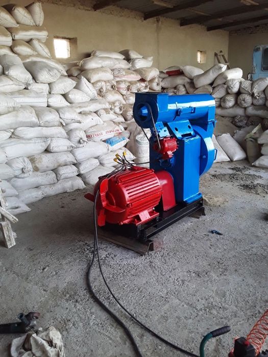 Гранулятор сотилади  лубой нарсани утказади корма макка янток