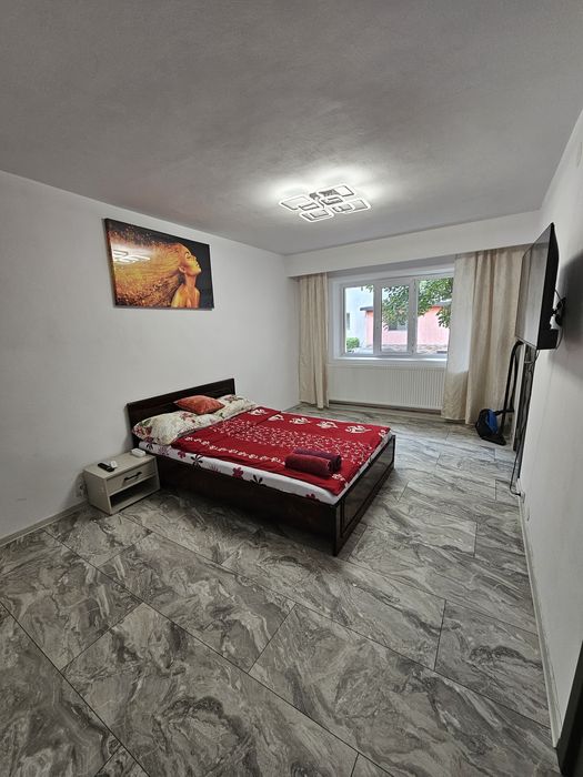 Garsoniera regim hotelier targu jiu