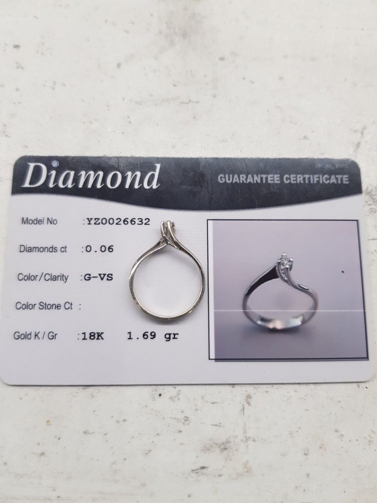 Годежен пръстен с диамант