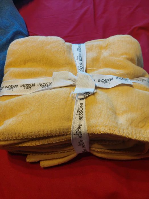 Чисто ново, уютно одеяло