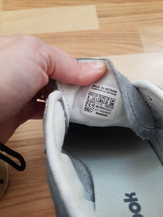 Adidasi dama Reebook