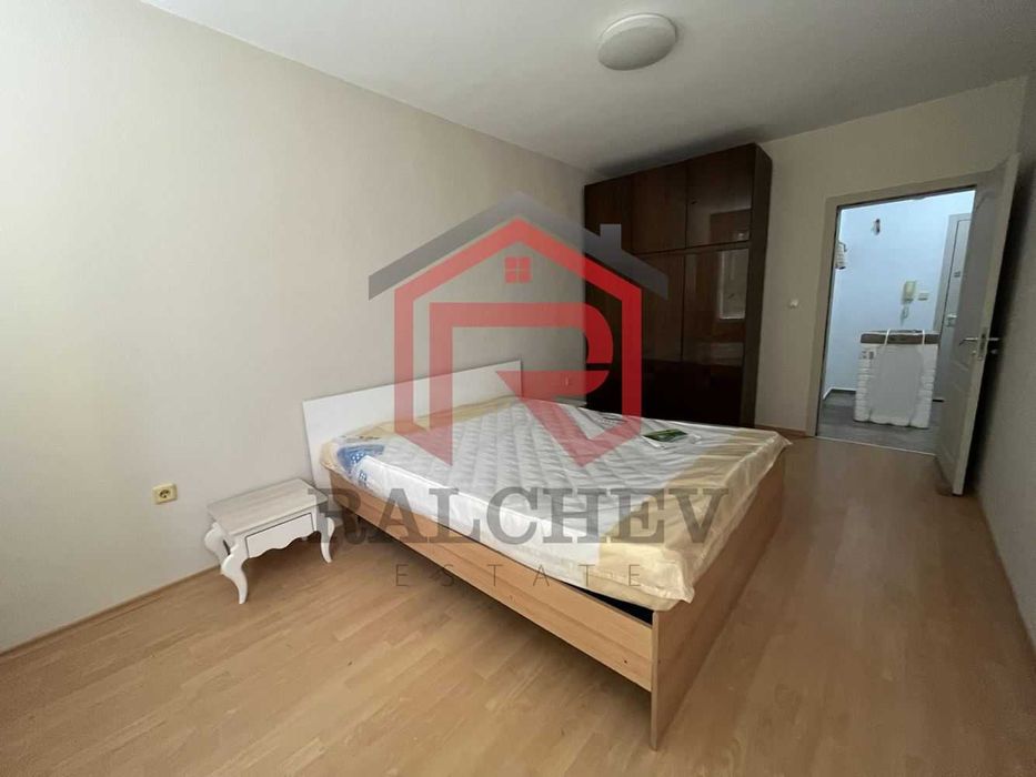 Дава се под наем Двустаен апартамент в Варна, Възраждане 1 - 60 кв.м за 357 € - Снимка #3