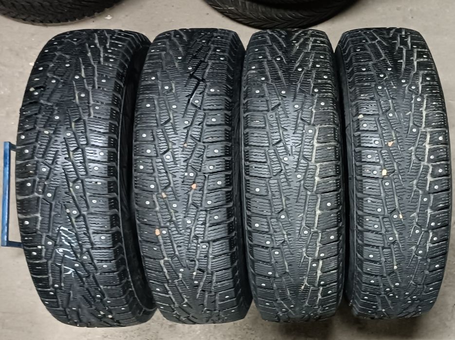215/70/16R  зимняя , б/у из Германии