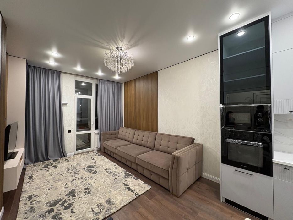 Сдам  новую 2-комнатную студию!