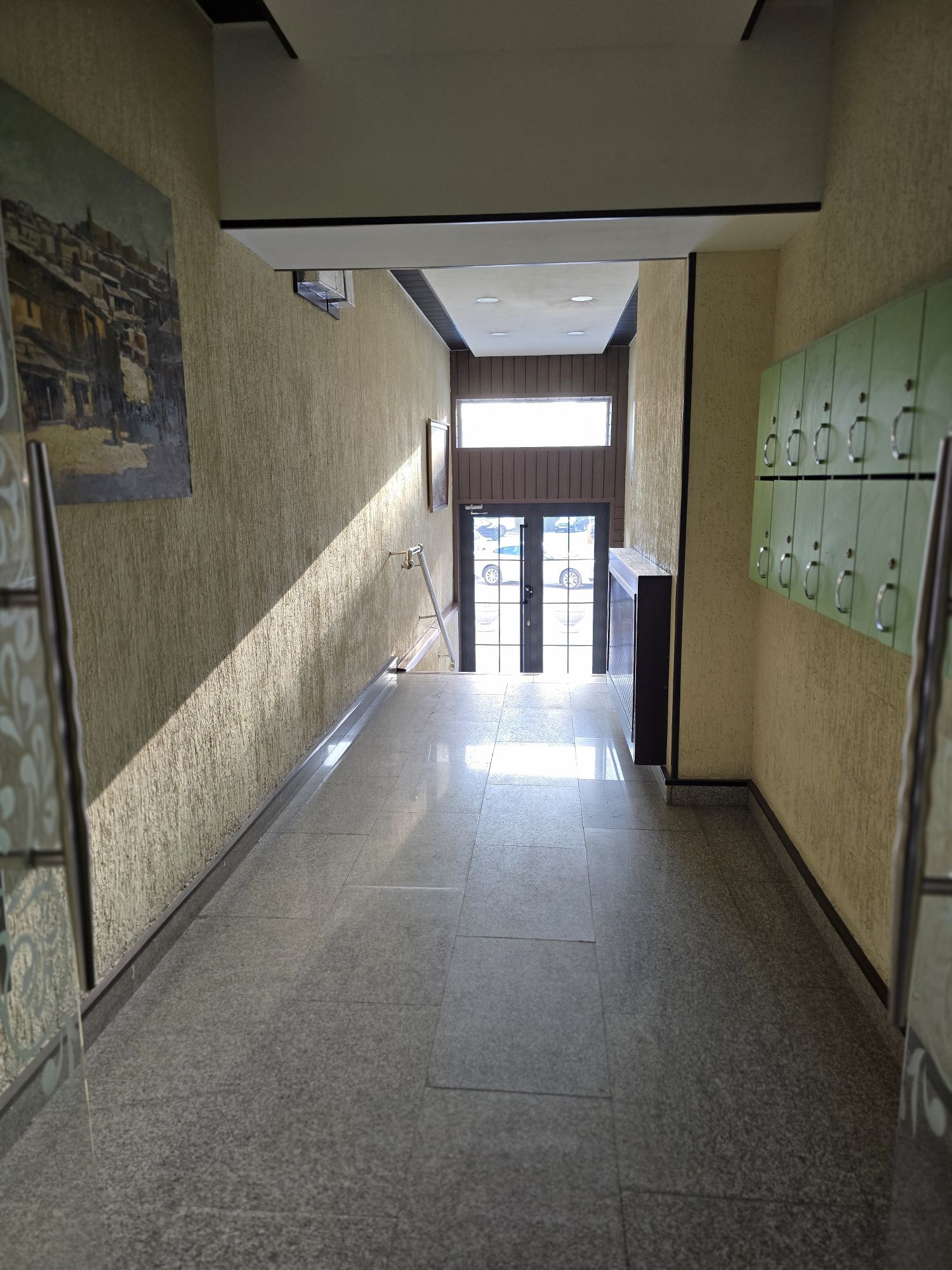 Жангох ц 15 Продаётся двухярусная  квартира 434 кв.м . Дуплекс 7-8 эта