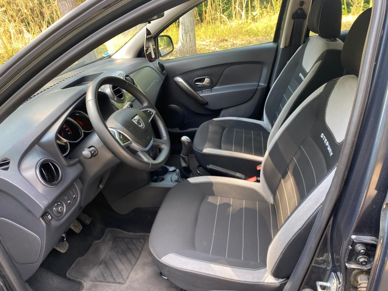 Dacia Sandero Stepway Prestige 0.9 TCE ,90 CP ,2017 EURO 6  6990€ Pret