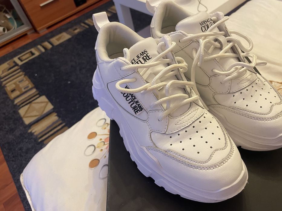 De vanzare!!! Versace Jeans Couture unisex!!