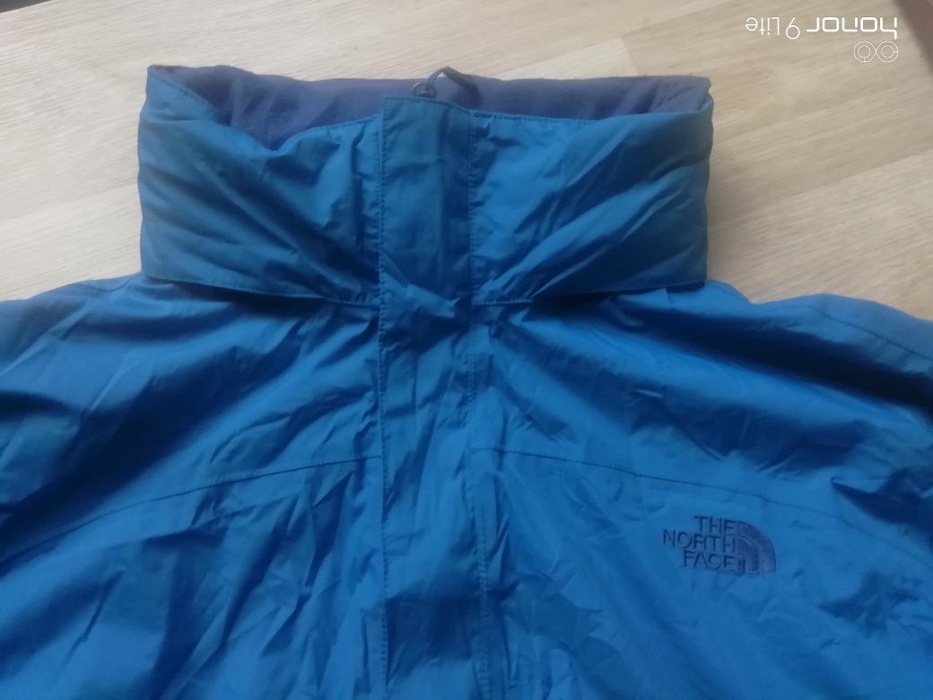 Мъжка ветровка  The north face XL и 2XL  dryvent.