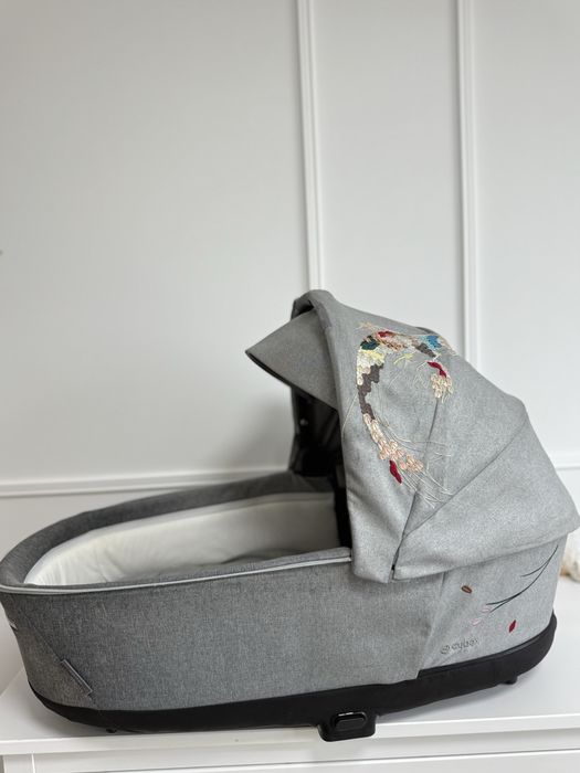 Cybex кош за новородено Priam 4 lux koi