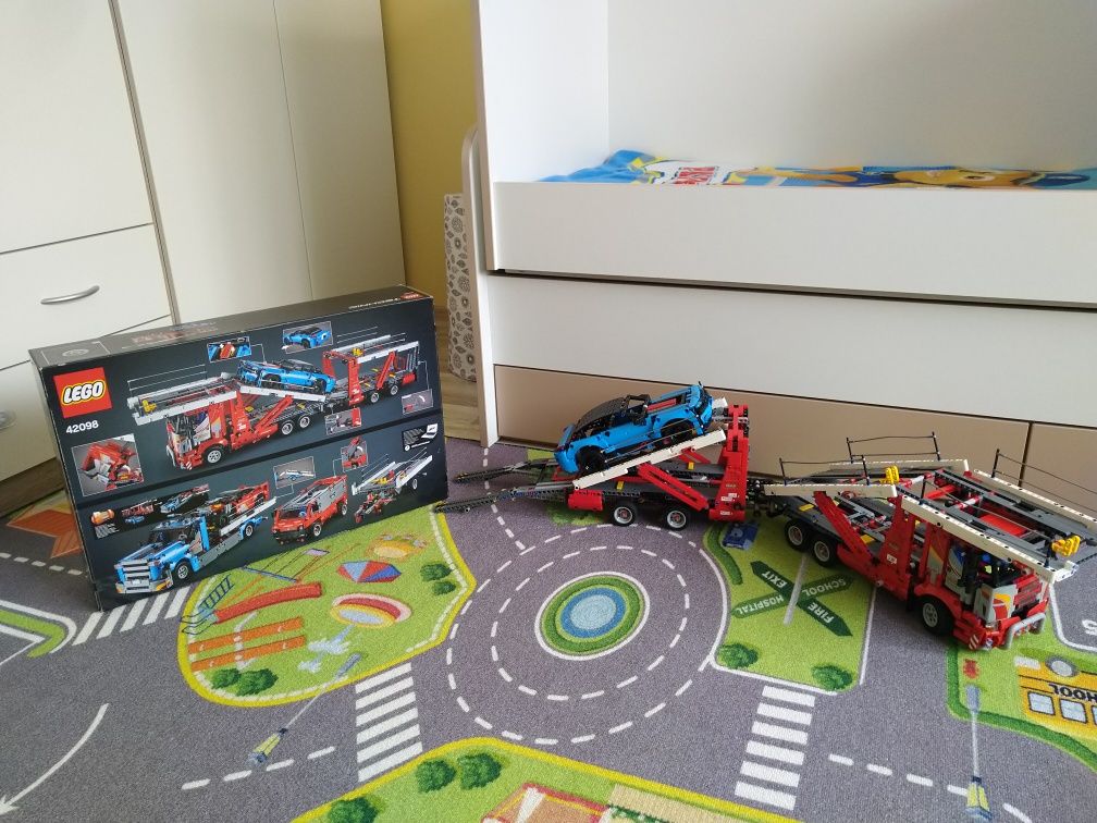 Lego Technic 42098 - Автовоз (Car Transporter)