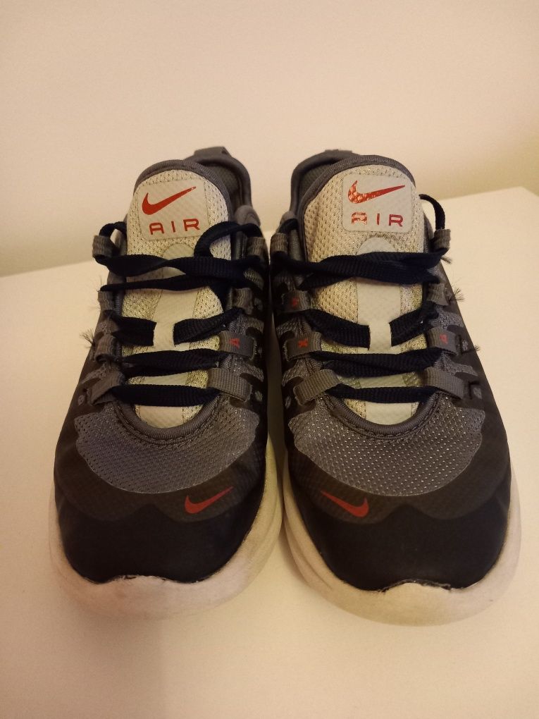 Детски обувки Nike air 33
