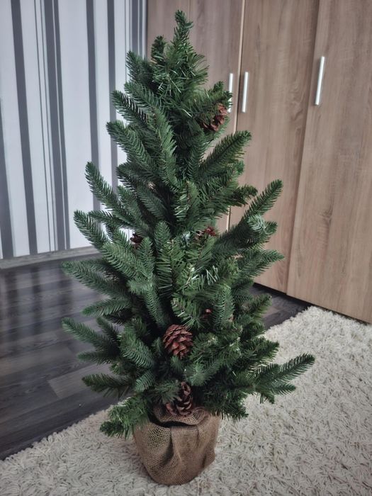 Елха с шишарки 85см