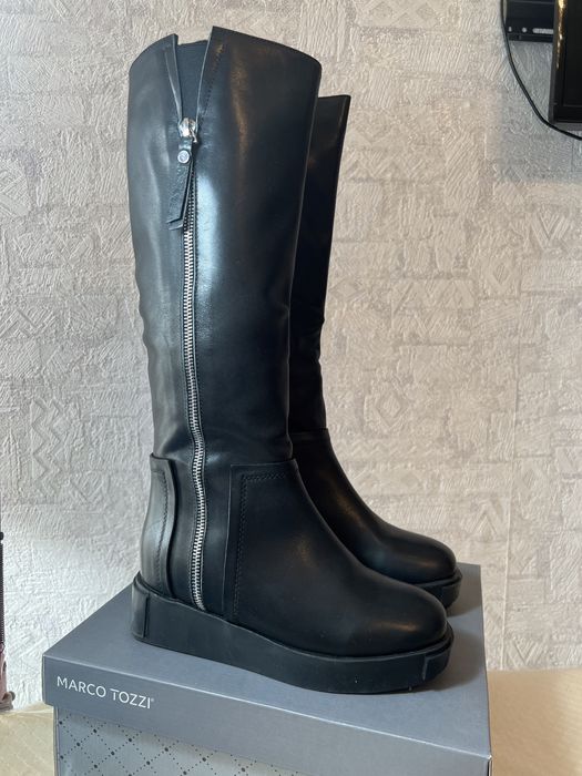 Продаю Сапоги кожаные 35го размера