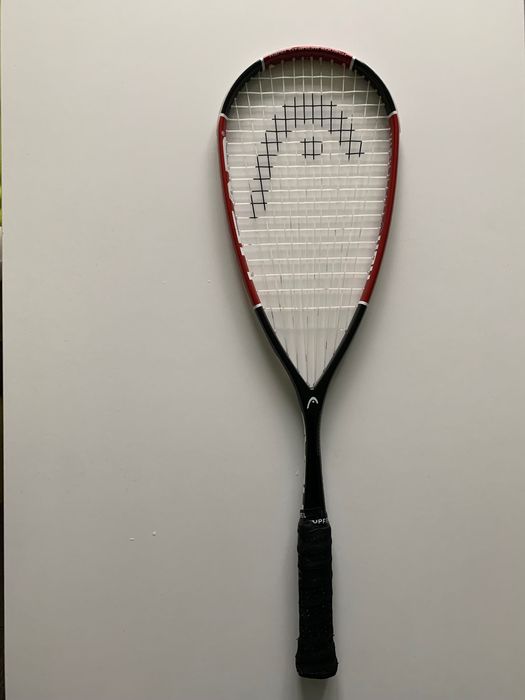 Продавам ракета за скуош HEAD
