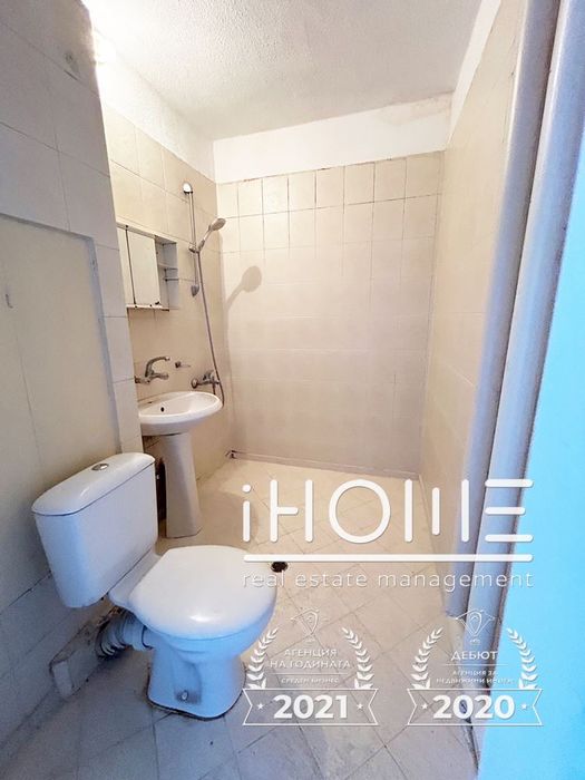 Продава се Тристаен апартамент в София, Света Троица - 75 кв.м за 1947 €/кв.м - Снимка #8