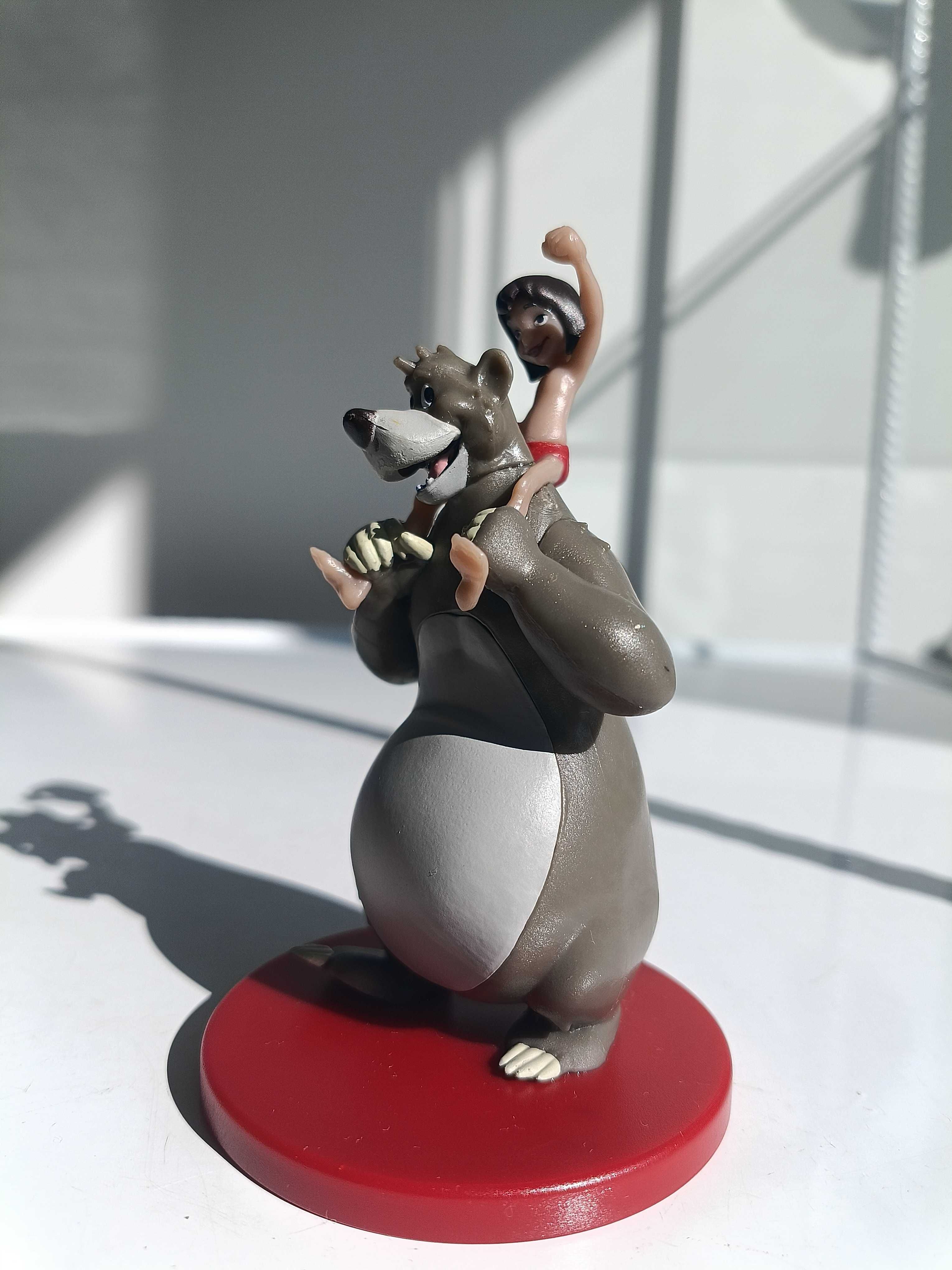 Disney , 9 фигури на герои от приказките.