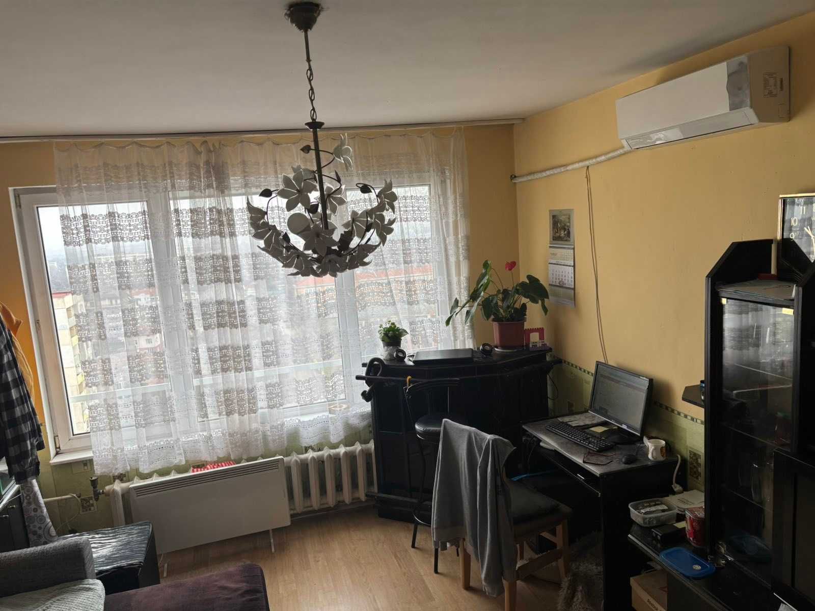 Продава 4-СТАЕН    
град София, Люлин 10