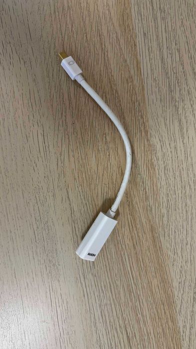 Adaptor Mini DisplayPort / Thunderbolt la HDMI pentru laptop