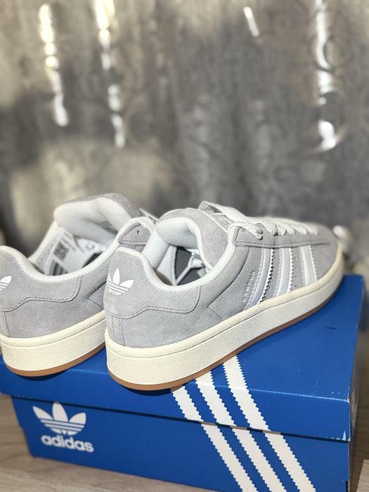 Adidas Campus 00s
