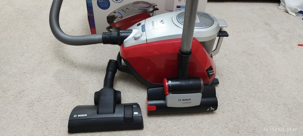 Продаётся пылесос bosch в отличном состоянии
