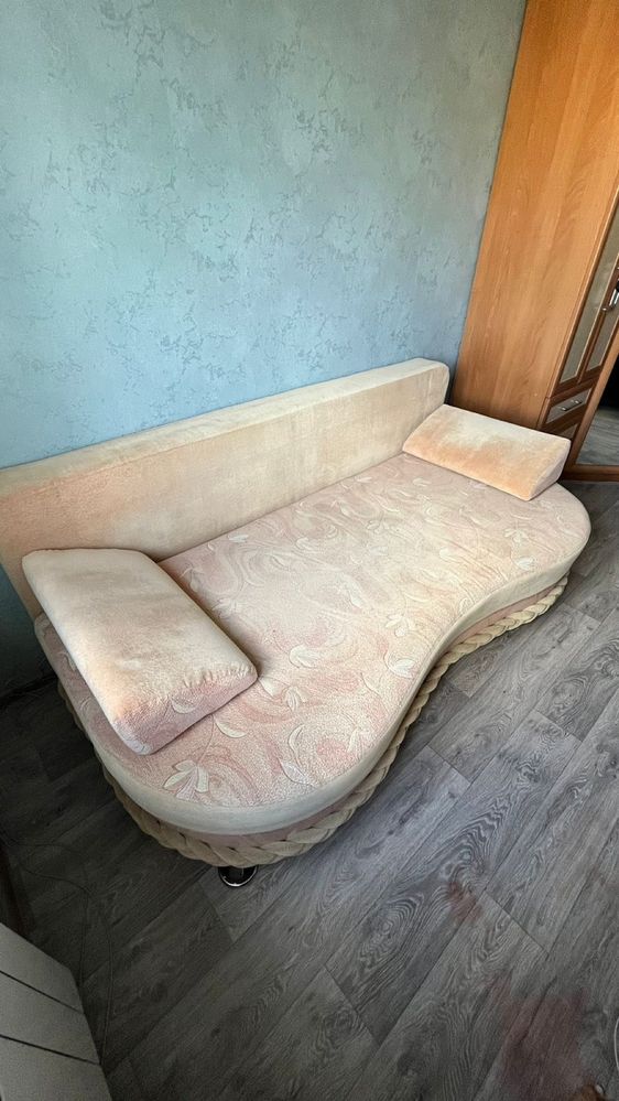 Тахта-диван