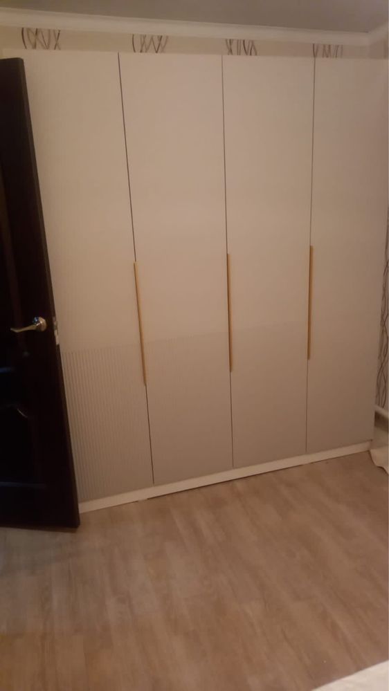 Срочно продам шифонер и комод отличного качества