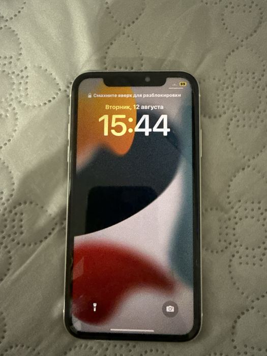 Продам айфон 11 , 64гб