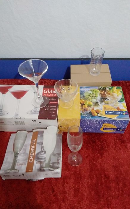 Подаръчни комплекти,  нови