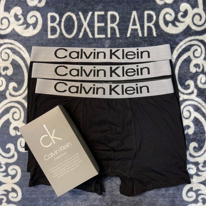 Boxeri calvin 3 la set 80 lei