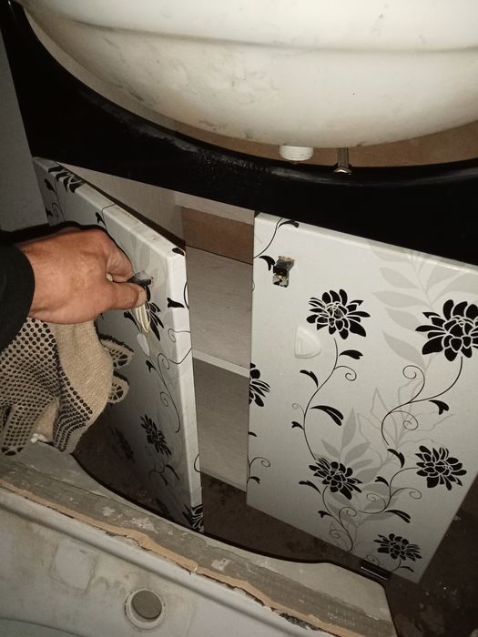 Унитазы раковины б/у в отличном состоянии