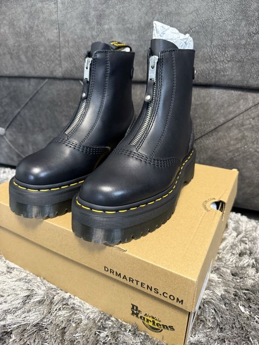 Ghete Dr. Martens noi