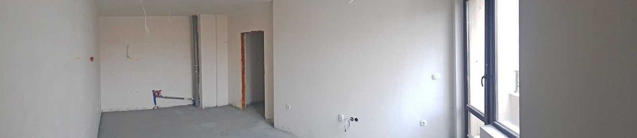 Продава се Едностаен апартамент в Пловдив, Централна гара - 41 кв.м за 2000 €/кв.м - Снимка #1