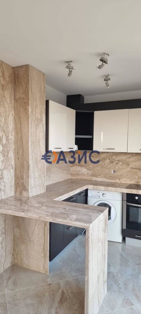 Продава се Тристаен апартамент в Свети Влас - 136 кв.м за 1350 €/кв.м - Снимка #12