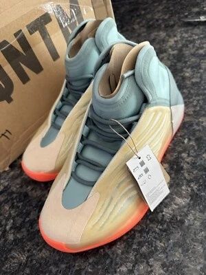 Yeezy QNTM Basketball Hi-Res Coral HP6595 Boost Quantum NWB 44. 4