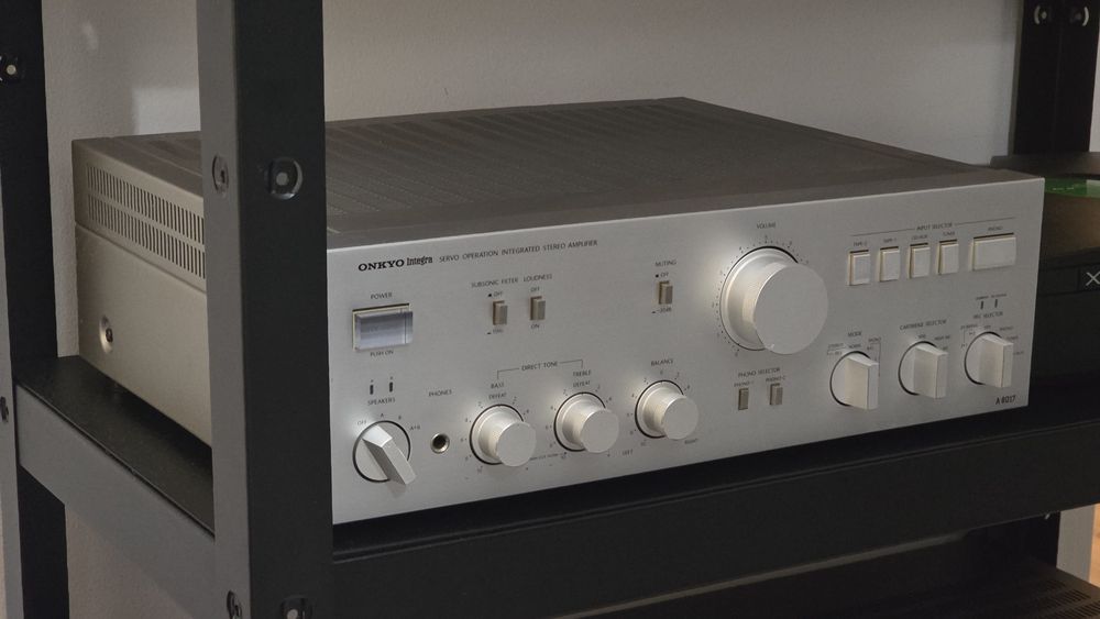 Onkyo Integra A8017
