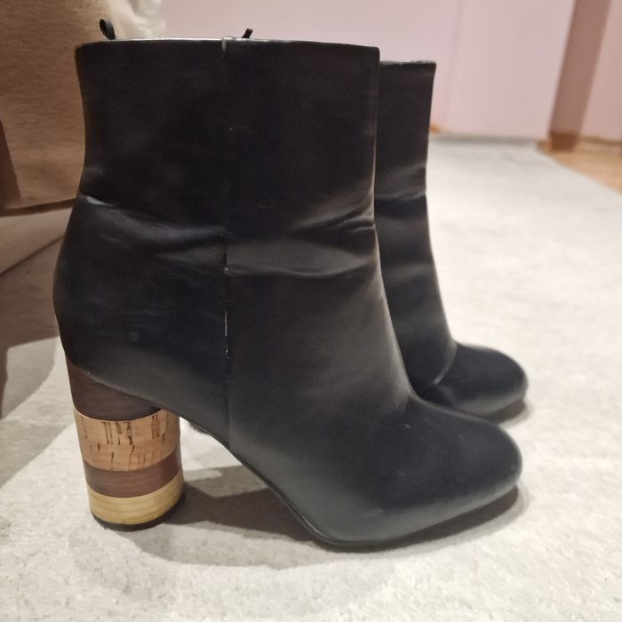 Уникални боти H&M