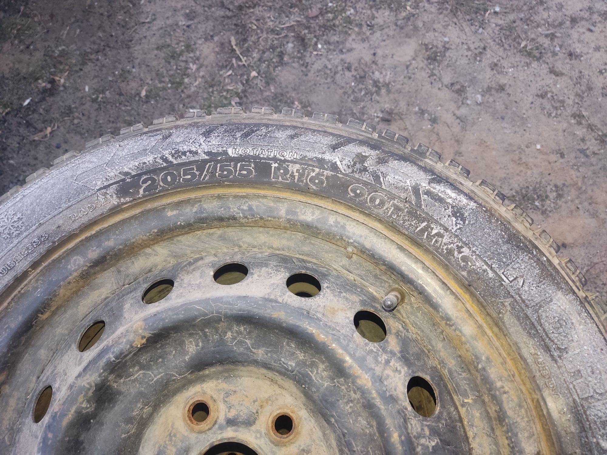 Продам зимнюю резину