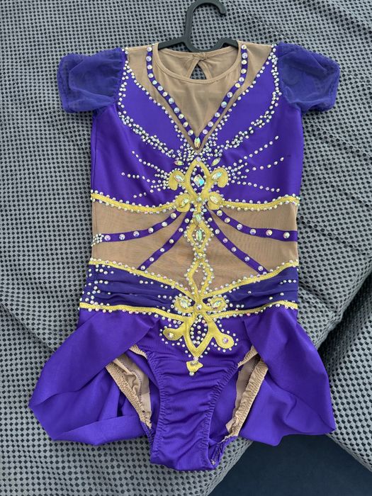 Трика за художествена гимнастика