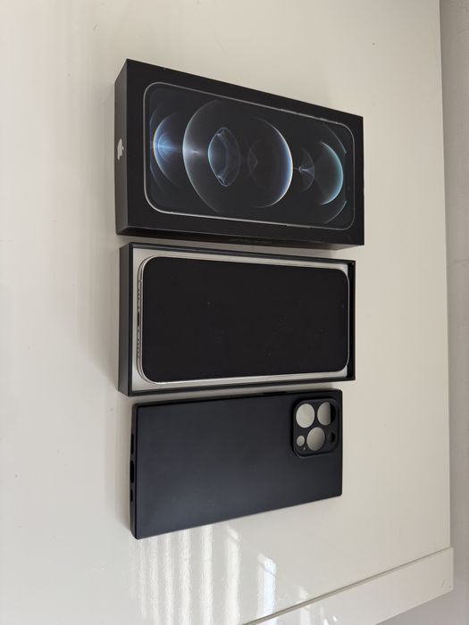 iPhone 13 pro 1 Терабайт като нов