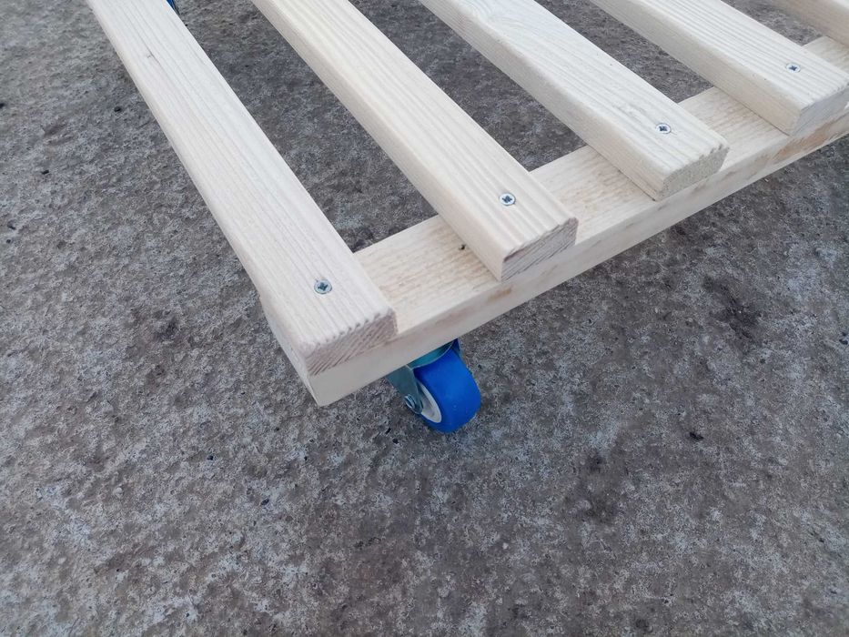 Suport ghiveci, mobil, cu roti, forma patrata, lemn, 47 cm