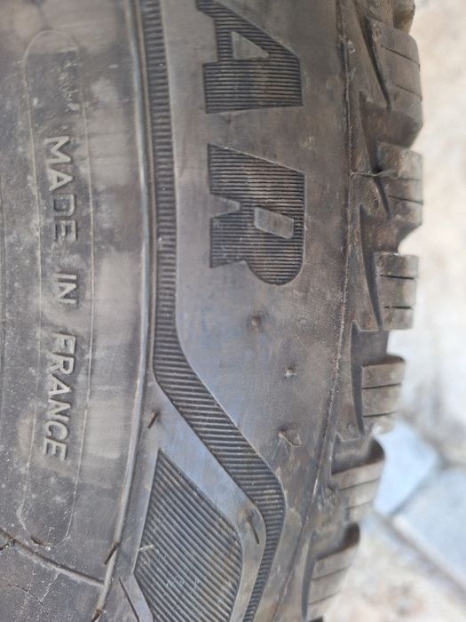 4 бр нови зимни гуми Goodyear ultragrip 9+ 175 65 14