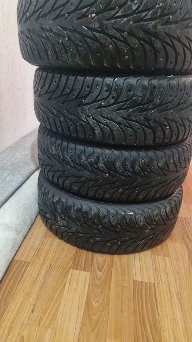 Продам шины 215/60/16