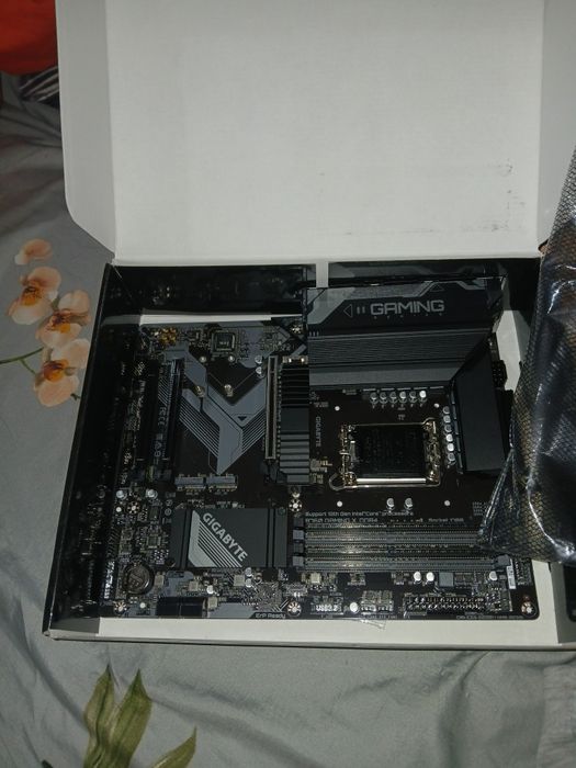 Placa de baza Gigabyte Gaming X DDR4