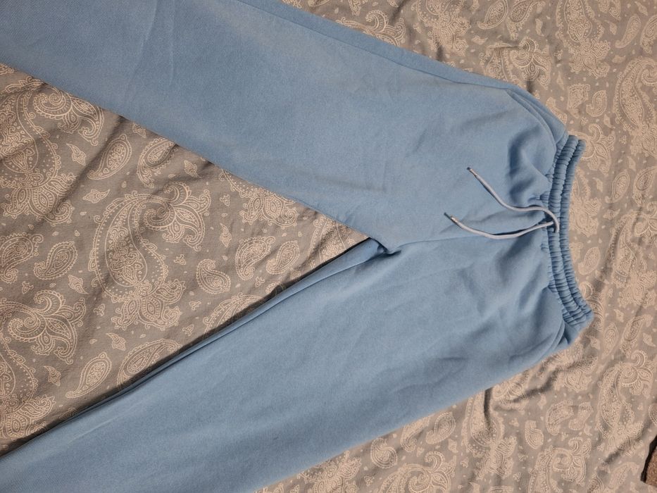 Нов дамски екип - горнище и долнище, светлосин