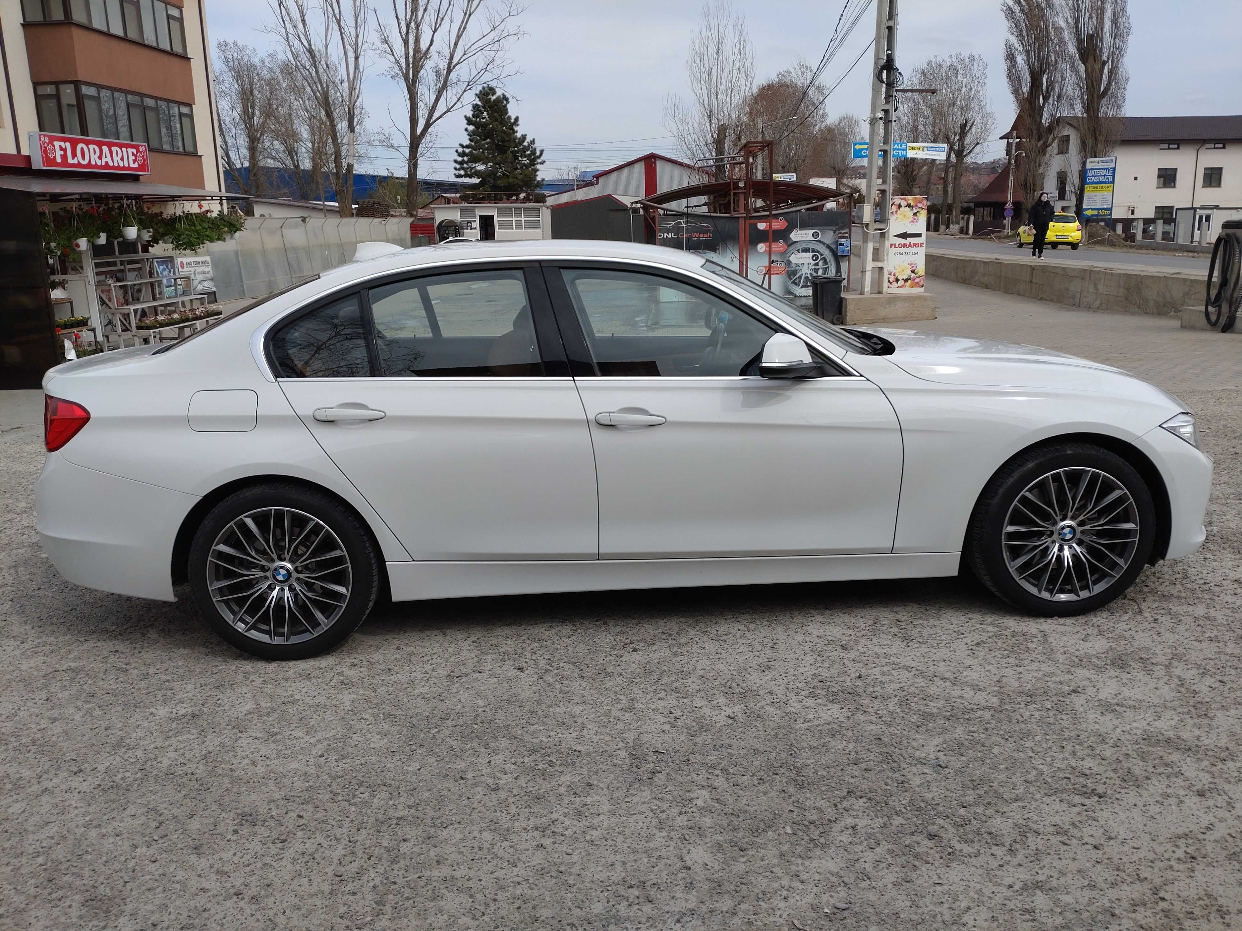 BMW 328i F30 Luxury