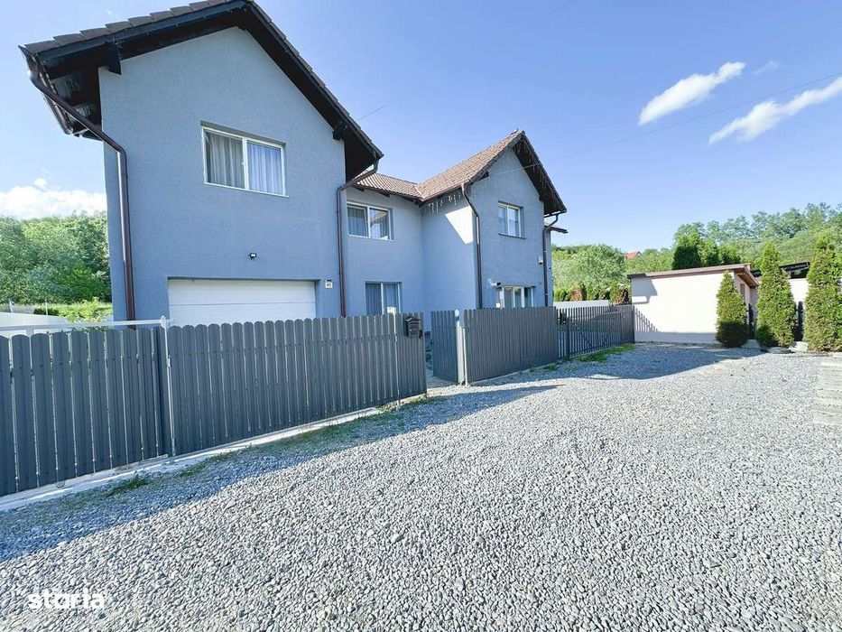 Casă DE VÂNZARE Str Industriei