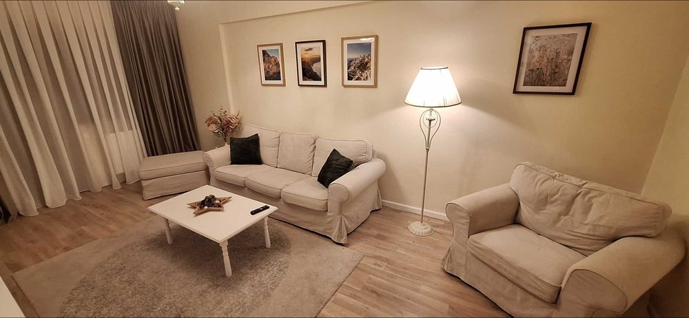 Închiriez apartament 2 camere.