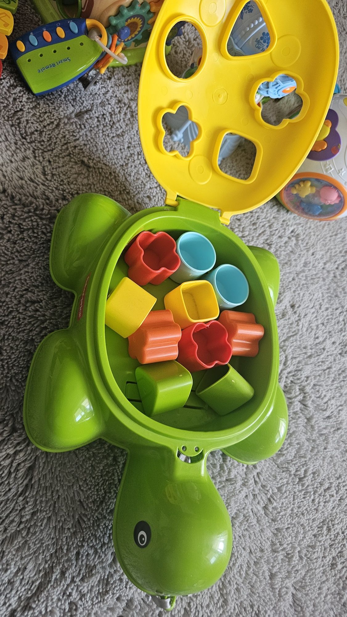 Lot jucarii educative  0- 3 ani, cu sunete si lumini