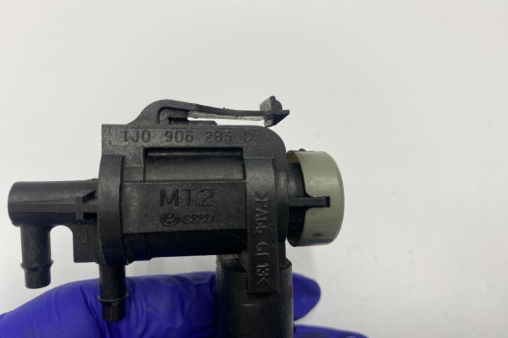 Electrovalva 1J0906283C Volkswagen VW Passat B6 seria