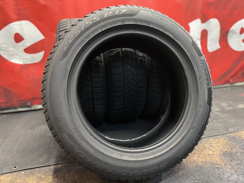 225 55 17, Зимни гуми, Pirelli SottoZero3, 4 броя